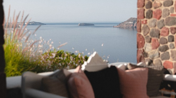 Hôtel Canaves Oia Suites 5* Adult Only +13, Séjour Grèce & ses îles, Cyclades, Santorin par Ôvoyages Hôtel Canaves Oia Suites 5* Adult Only +13, Séjour Grèce & ses îles, Cyclades, Santorin par Ôvoyages