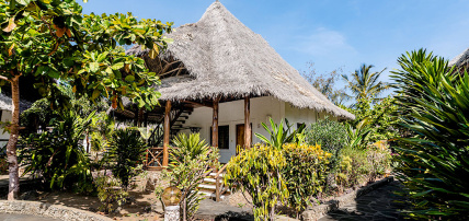 Hôtel Exploreans Malaika Villas & Beach Club 3* by Ôvoyages + Safari 1 Nuit dans le Parc National de Tsavo Est, Séjour Kenya par Ôvoyages Hôtel Exploreans Malaika Villas & Beach Club 3* by Ôvoyages + Safari 1 Nuit dans le Parc National de Tsavo Est, Séjour Kenya par Ôvoyages