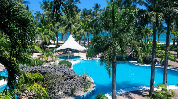 Hôtel Diani Reef Beach Resort & Spa 3* + Safari 1 nuit, Séjour Kenya par Ôvoyages Hôtel Diani Reef Beach Resort & Spa 3* + Safari 1 nuit, Séjour Kenya par Ôvoyages