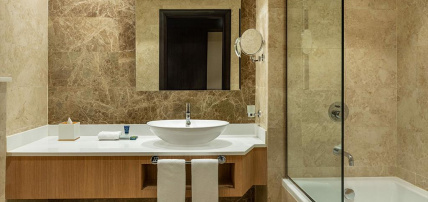 Hôtel Four Points by Sheraton Production City 4*, Séjour Emirats Arabes Unis, Dubaï par Ôvoyages Hôtel Four Points by Sheraton Production City 4*, Séjour Emirats Arabes Unis, Dubaï par Ôvoyages