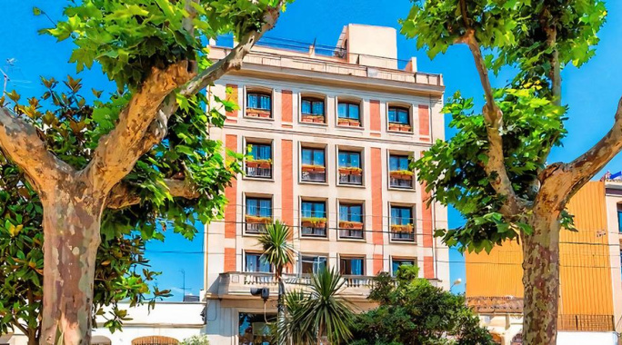 Hôtel 30º Hotels - Espanya Calella 3*, Séjour Espagne & ses îles, Espagne continentale, Barcelone & sa région par Ôvoyages Hôtel 30º Hotels - Espanya Calella 3*, Séjour Espagne & ses îles, Espagne continentale, Barcelone & sa région par Ôvoyages