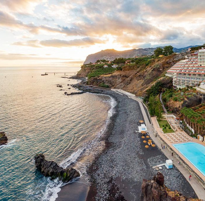 Hôtel Orca Praia 4* Adult Only +16 by Ôvoyages, Séjour Portugal, Madère, Île de Madère par Ôvoyages Hôtel Orca Praia 4* Adult Only +16 by Ôvoyages, Séjour Portugal, Madère, Île de Madère par Ôvoyages