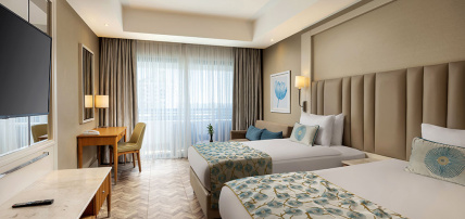 Hôtel Titanic De Luxe Lara 5*, Séjour Turquie, Antalya par Ôvoyages Hôtel Titanic De Luxe Lara 5*, Séjour Turquie, Antalya par Ôvoyages